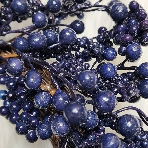 Elegant 18" Shimmery Blackberry & Blueberry Fall Holiday Country Wreath - Picture 3 of 8